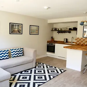  Holiday home Hidden Gem